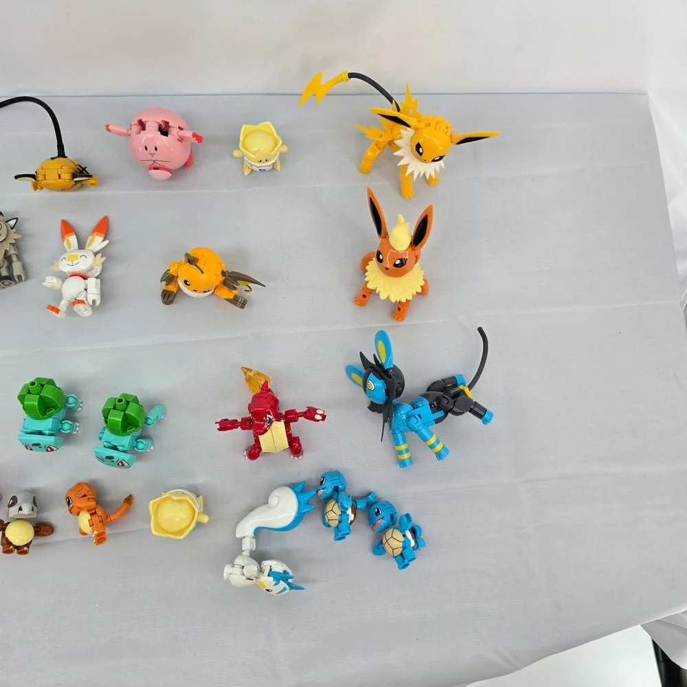 Mega Construx Pokemon Figure Lot Bulbasaur Eevee Jolteon Charmander Squirtle 20